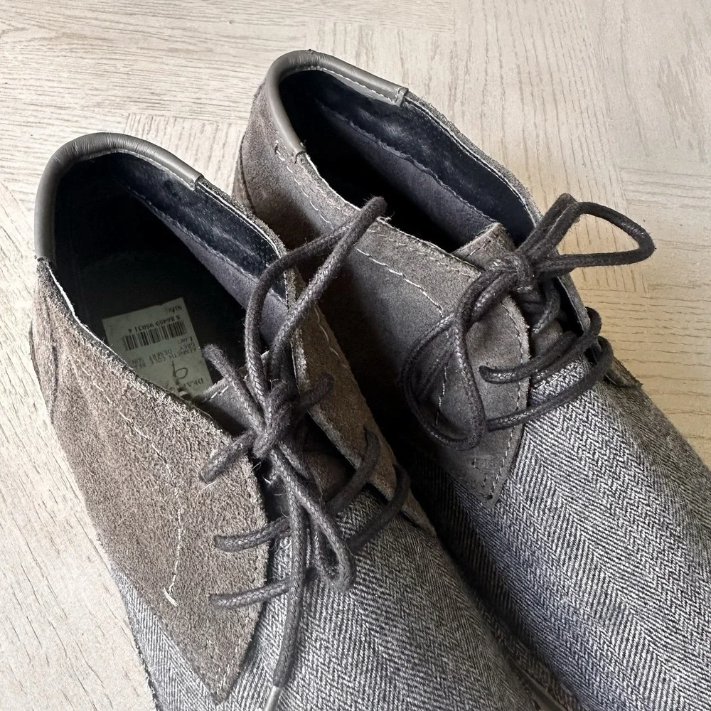 Kenneth Cole Reaction Desert Sun Mens 9 Gray Suede Chukka Boots Preppy Office